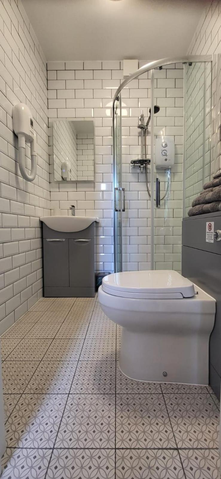 Sands House - Luxury Modern Studios With Secure Parking In Epsom, Surrey Pokój zdjęcie